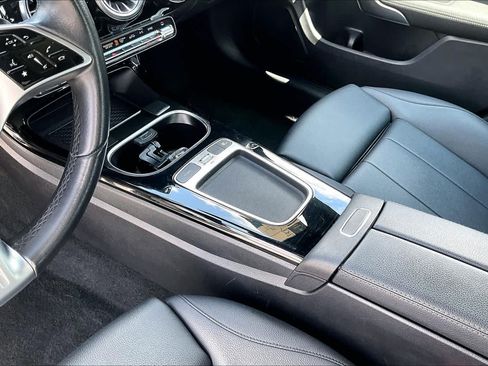 Used 2025 Mercedes-Benz CLA 250 image 17