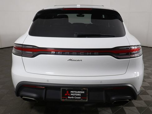 Used 2023 Porsche Macan AWD/4WD image 16