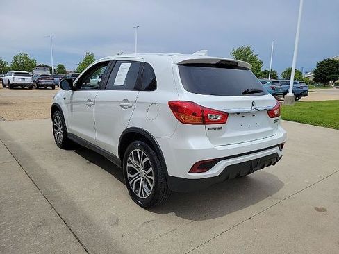 Used 2018 Mitsubishi Outlander Sport ES FWD image 6