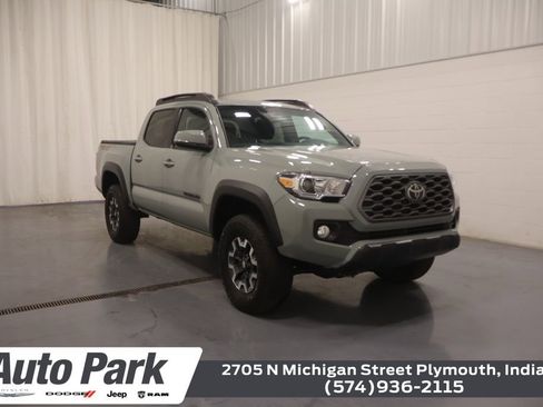 Used 2023 Toyota Tacoma TRD Off-Road image 1