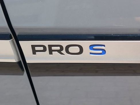 Certified 2023 Volkswagen ID.4 Pro S Plus RWD image 11