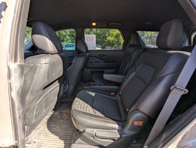 Used 2024 Nissan Pathfinder Rock Creek AWD/4WD image 6