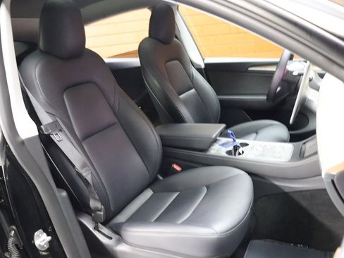 Used 2023 Tesla Model Y Long Range image 43