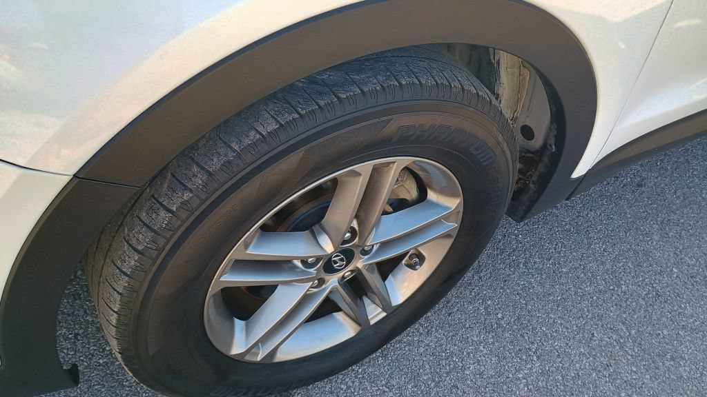 Used 2018 Hyundai Santa Fe Sport FWD image 42