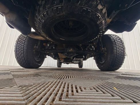 Used 2021 Jeep Gladiator Willys image 55