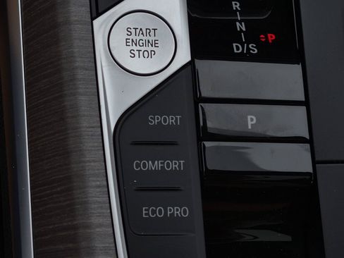 New 2026 BMW 330i Sedan w/ Premium Package RWD image 35