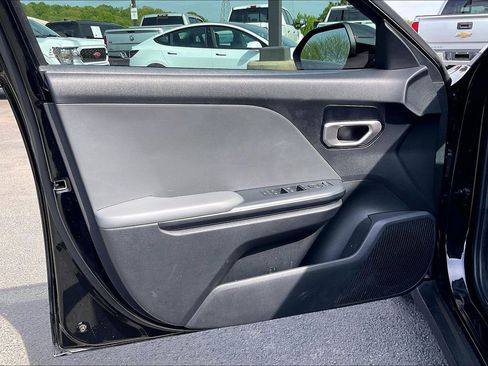 Used 2025 Kia K4 LXS image 22