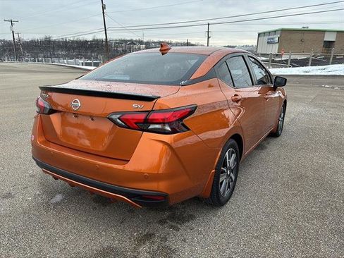 Used 2020 Nissan Versa SV image 4