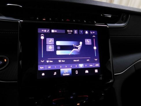 New 2025 Jeep Grand Cherokee Altitude image 29