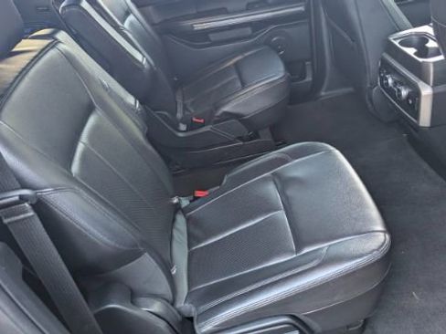 Used 2021 Ford Expedition Max XLT image 22