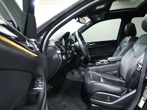 Used 2016 Mercedes-Benz GLE 350 4MATIC image 4