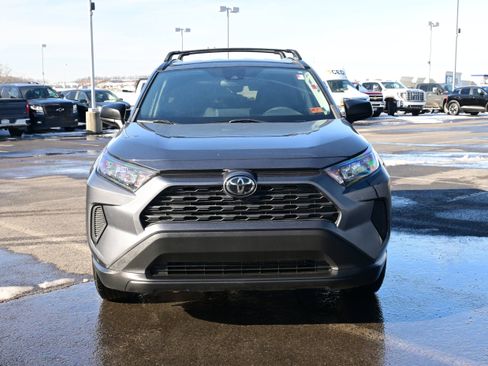 Used 2020 Toyota RAV4 LE image 3