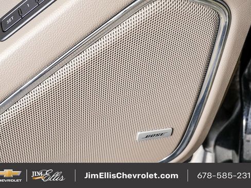 Used 2015 Chevrolet Tahoe LT image 8