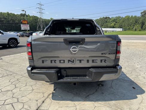 Used 2023 Nissan Frontier SV w/ Midnight Edition Package AWD/4WD image 11