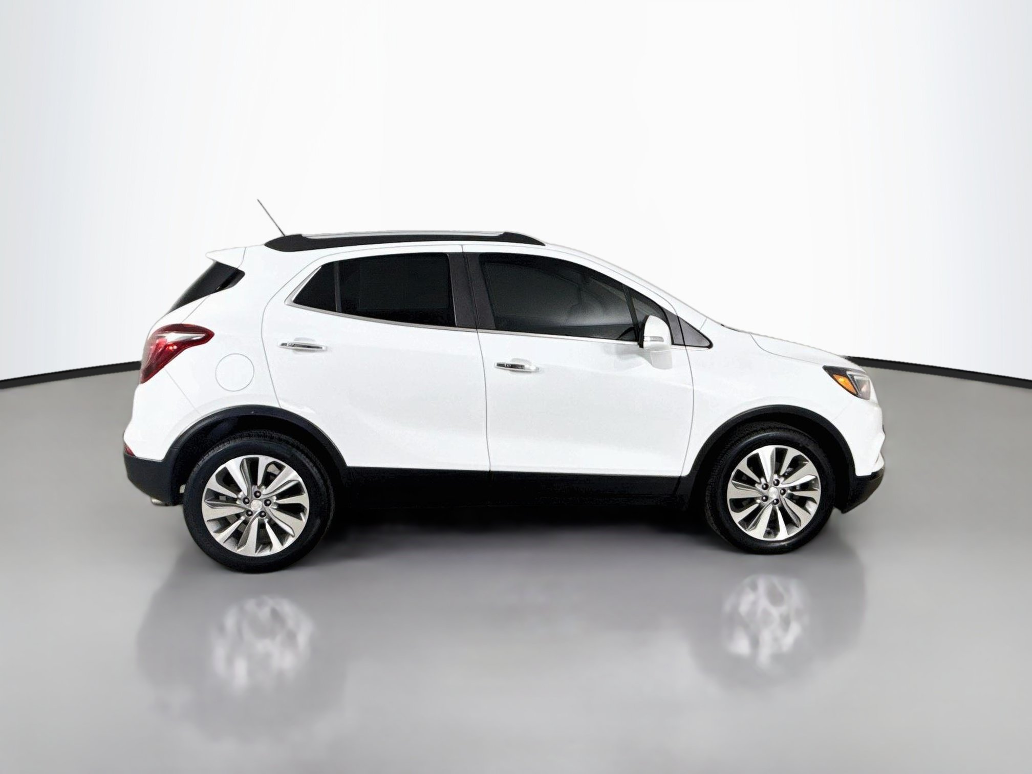 Used 2019 Buick Encore Preferred FWD image 9