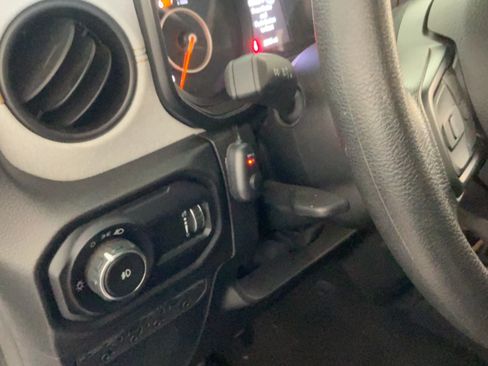 Used 2026 Jeep Wrangler Sport AWD/4WD image 24
