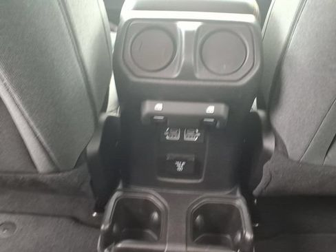Certified 2025 Jeep Wrangler Unlimited Sahara AWD/4WD image 18