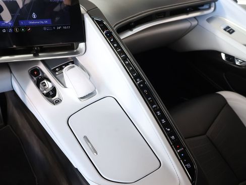 Used 2023 Chevrolet Corvette Stingray Premium Cpe w/ 3LT image 8