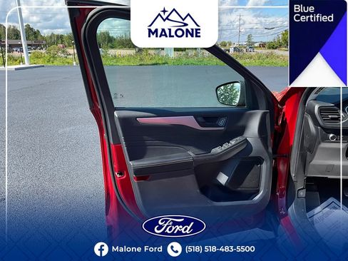 Certified 2022 Ford Escape SE w/ Cold Weather Package AWD/4WD image 21