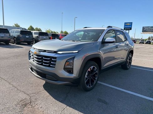 New 2026 Chevrolet Equinox LT FWD image 7