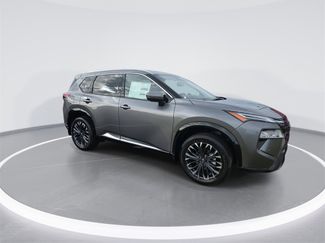 New 2026 Nissan Rogue Platinum w/ Platinum Premium Package video 2