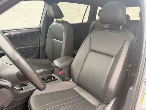 Certified 2024 Volkswagen Tiguan SE R-Line AWD/4WD image 14