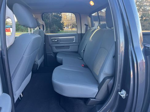 Used 2017 RAM 1500 Classic SLT image 11