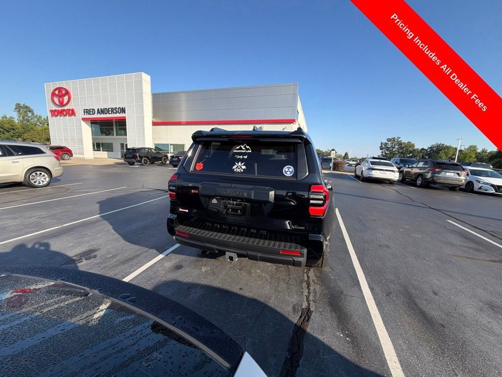 Used 2026 Toyota 4Runner SR5 AWD/4WD image 6