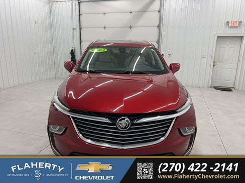 Used 2023 Buick Enclave Essence w/ Experience Buick Package image 7
