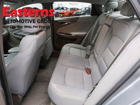 Used 2024 Chevrolet Malibu LT FWD image 21