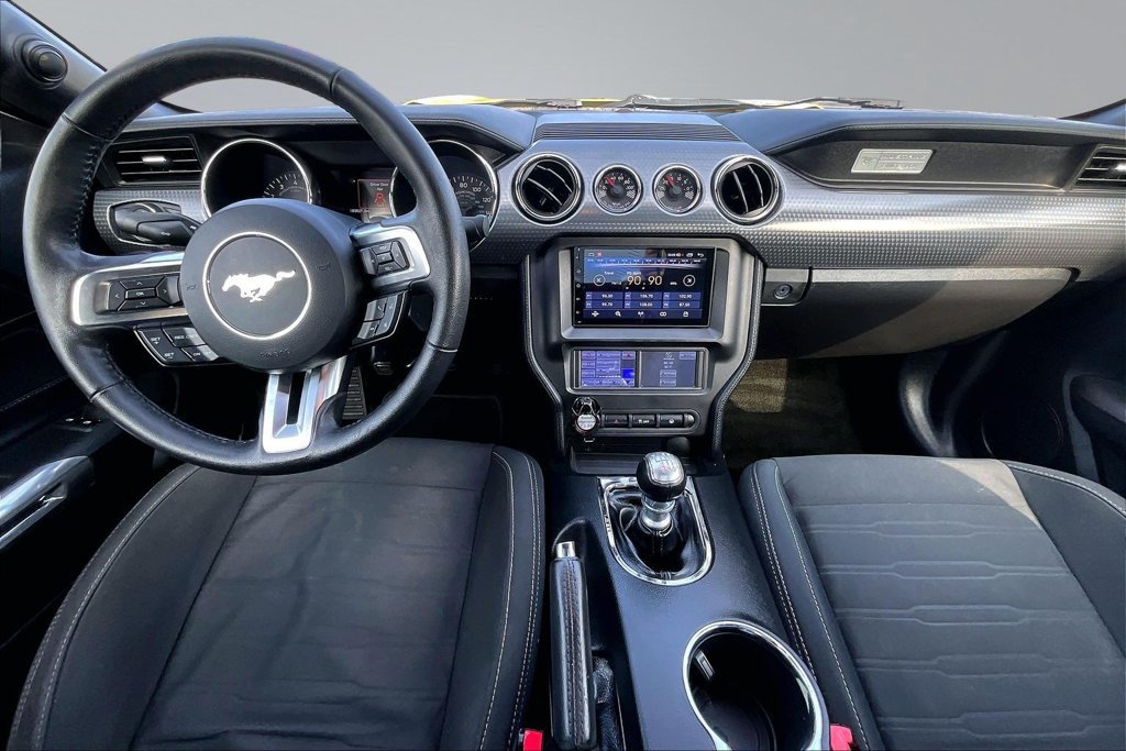 Used 2017 Ford Mustang GT w/ GT Performance Package RWD image 16