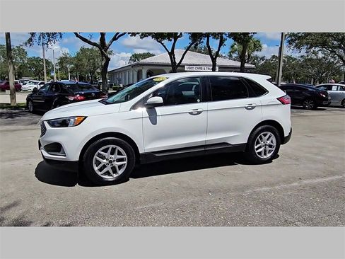 Used 2024 Ford Edge SEL image 25