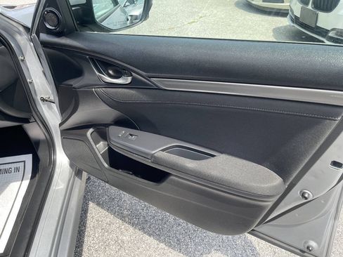 Used 2018 Honda Civic EX image 29