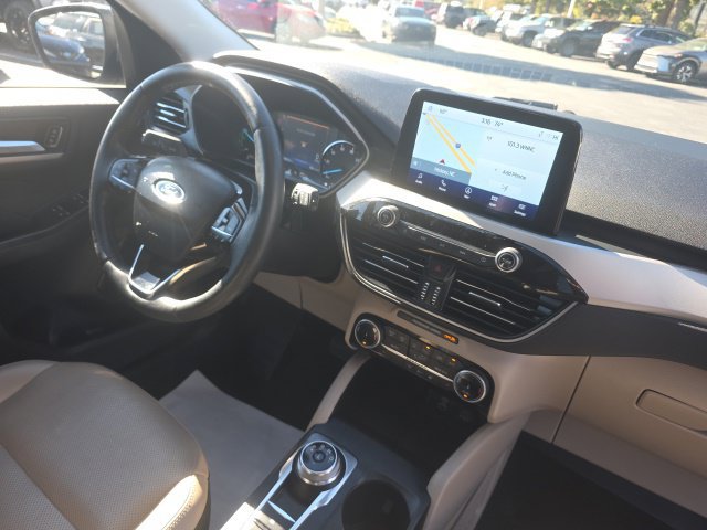 Used 2022 Ford Escape SEL AWD/4WD image 16