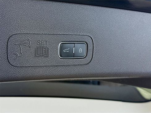 Used 2023 Lincoln Aviator Black Label w/ Dynamic Handling Package AWD/4WD image 27