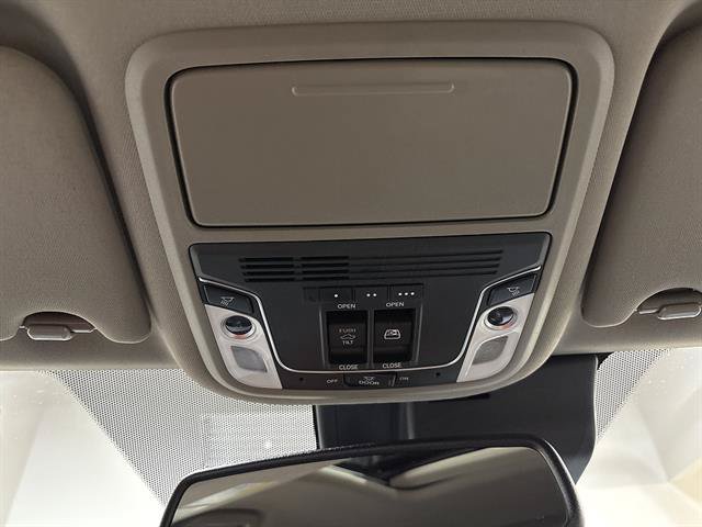 Used 2019 Honda Ridgeline RTL-E image 16