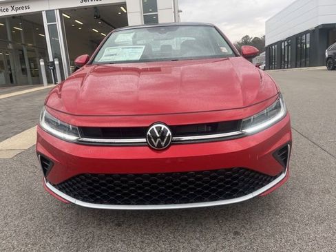New 2026 Volkswagen Jetta SE FWD image 2