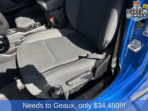 Used 2025 Jeep Wrangler Sport image 37