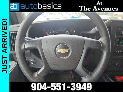 Used 2016 Chevrolet Express 2500 RWD image 12