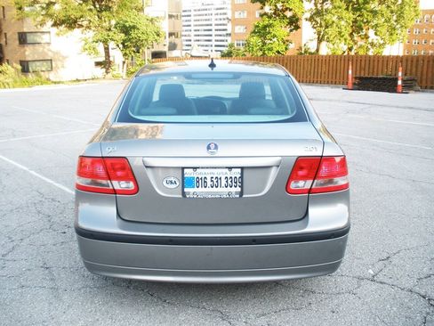 Used 2003 Saab 9-3 Arc FWD image 11
