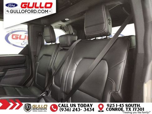 Used 2025 Ford Bronco Outer Banks image 13