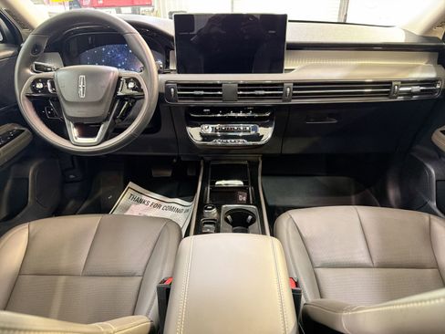 Used 2025 Lincoln Corsair FWD w/ Equipment Group 101A image 23
