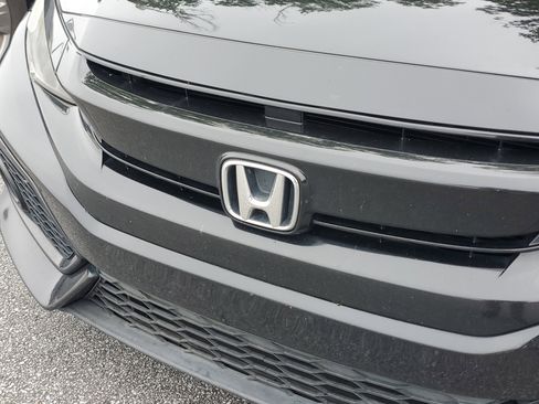 Used 2017 Honda Civic EX image 5
