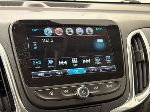 Used 2018 Chevrolet Equinox Premier FWD image 21