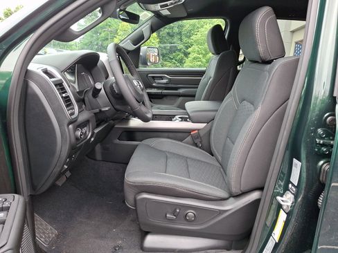 New 2026 RAM 1500 Big Horn AWD/4WD image 10