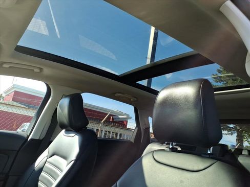 Certified 2022 Ford Edge SEL w/ Convenience Package image 15