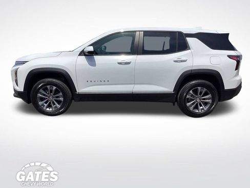 Used 2026 Chevrolet Equinox LT FWD image 6
