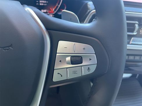 Used 2023 BMW X3 xDrive30i w/ Premium Package image 25