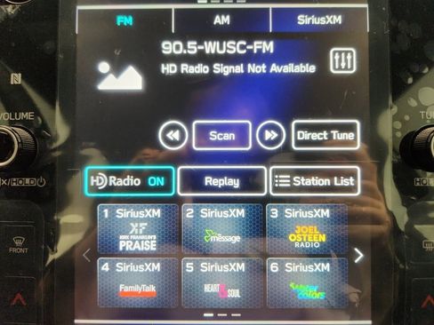 Used 2025 Subaru Forester Premium w/ Convenience Package #2 image 17