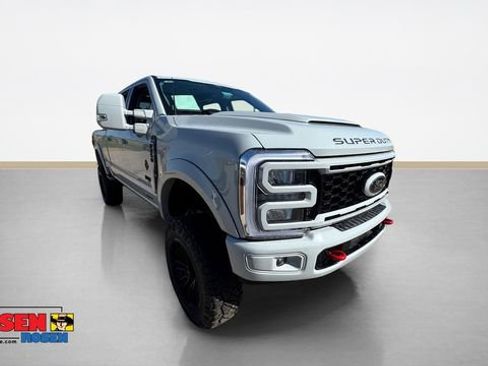 New 2026 Ford F250 XLT w/ XLT Premium Package AWD/4WD image 1